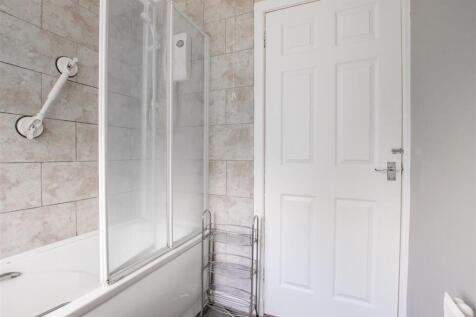 bathroom-1.jpg