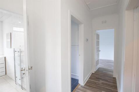 hallway.jpg