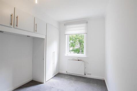 bedroom.one-2.jpg