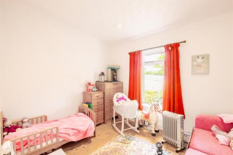 bedroom.two-1.jpg