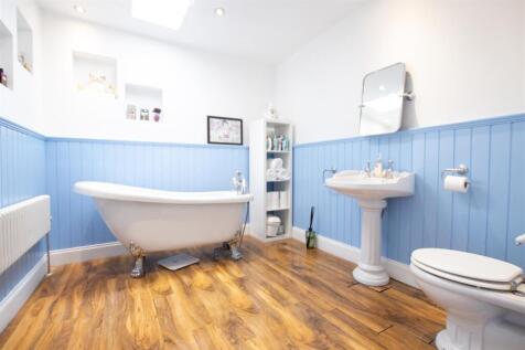 bathroom-1.jpg