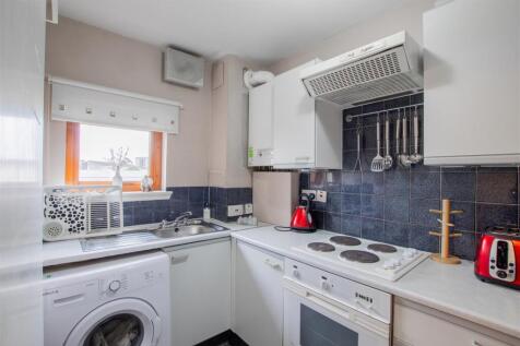 kitchen-2.jpg