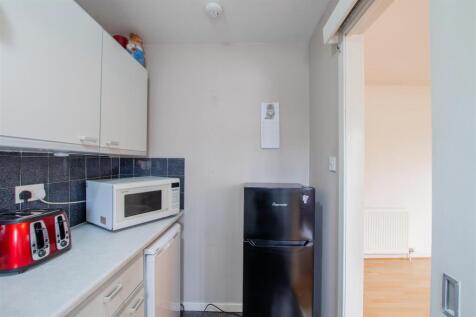 kitchen-1.jpg