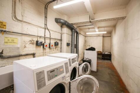 laundry room.jpg