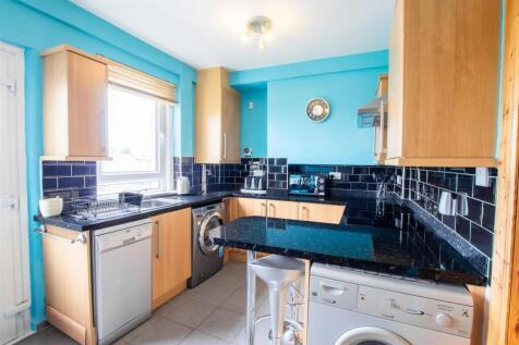 kitchen-2.jpg