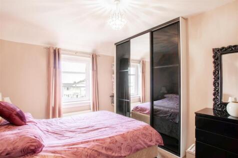 bedroom.two-1.jpg