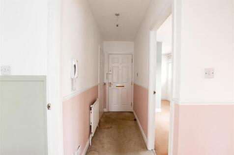 hallway.jpg