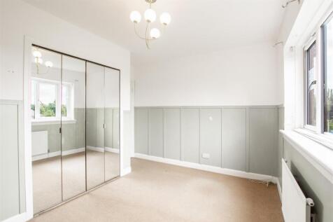 bedroom.one-1.jpg