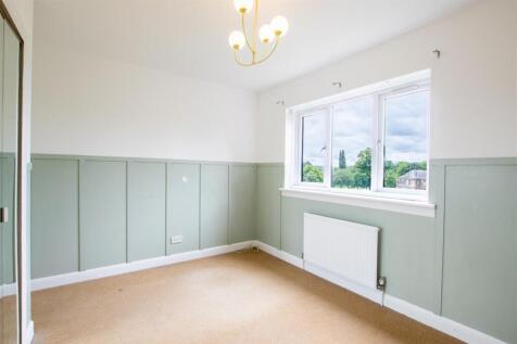 bedroom.one.jpg
