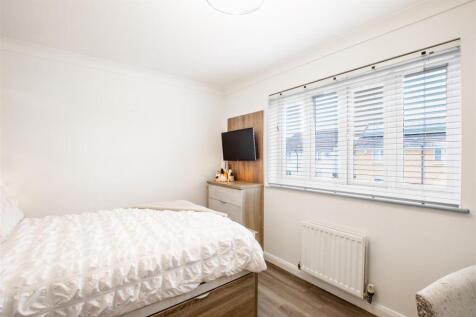 bedroom.two-1.jpg