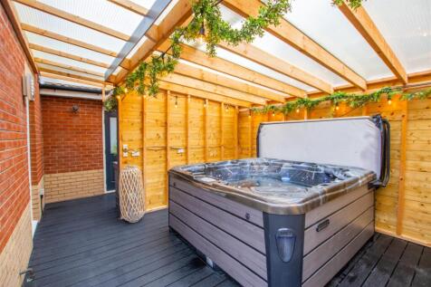 garden.externals-1.jpg