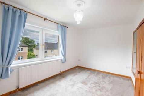 bedroom.one-2.jpg