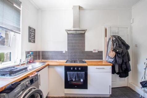 kitchen-2.jpg