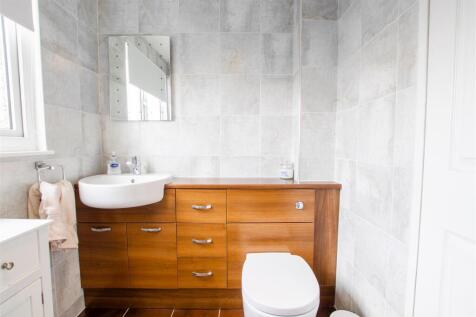 main.bathroom-1.jpg