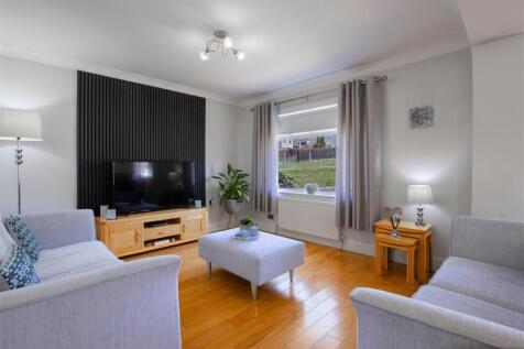 lounge-1.jpg