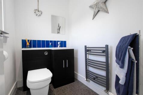 Downstair.WC.jpg