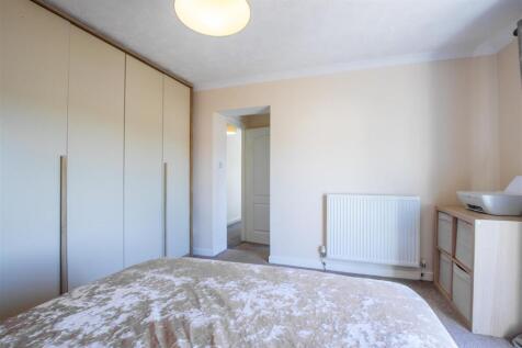 bedroom.one-1.jpg