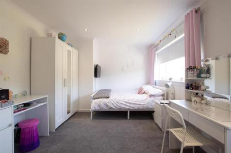 bedroom.2.jpg