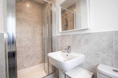 ensuite.jpg