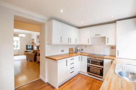 kitchen-2.jpg