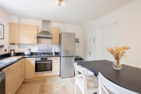 kitchen-2.jpg