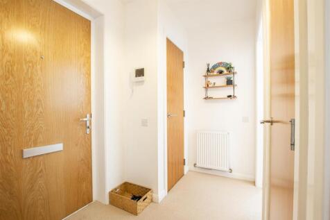 hallway-1.jpg