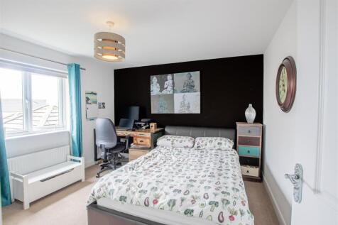 bedroom.four.jpg