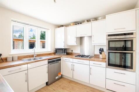 kitchen-2.jpg