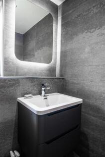 bathroom-2.jpg