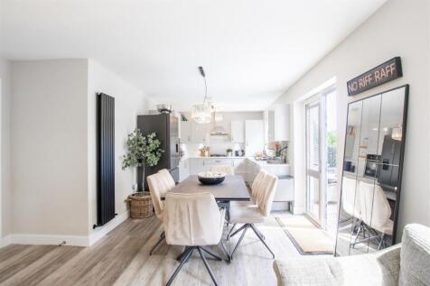kitchen-1.jpg