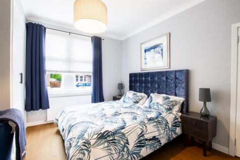 bedroom.1.jpg