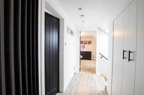 hallway-1.jpg