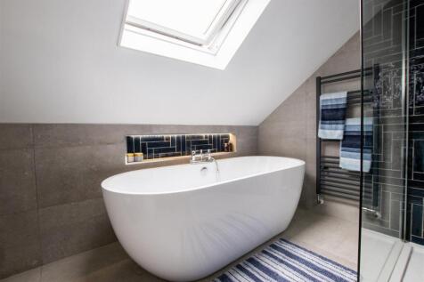 bathroom-2.jpg