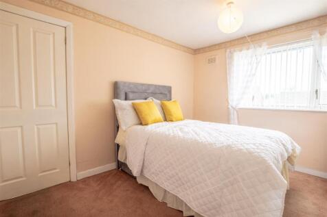 bedroom.2-1.jpg