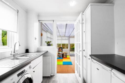 kitchen-1.jpg