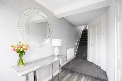 hallway-1.jpg