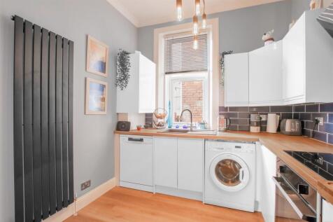 kitchen-1.jpg