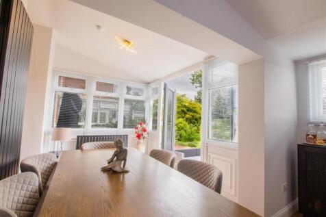 sunroom-1.jpg