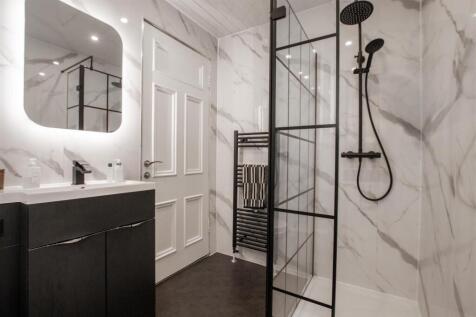 bathroom-1.jpg