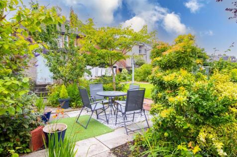 rear.garden.3.jpg