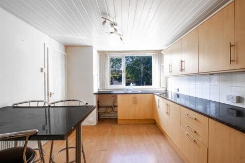 kitchen-1.jpg