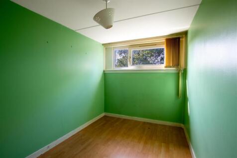 bedroom.3-1.jpg