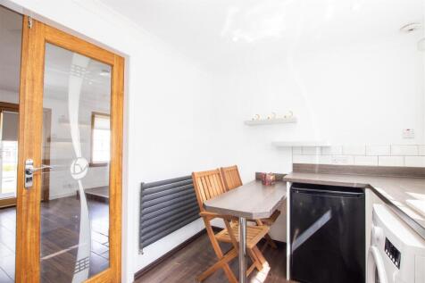 kitchen-1.jpg