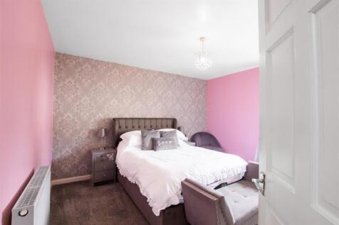 main.bedroom-2.jpg