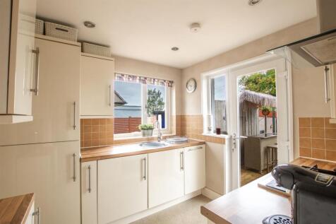 kitchen-2.jpg