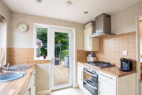 kitchen-1.jpg