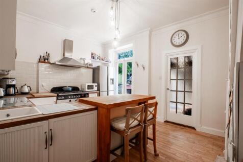 kitchen-4.jpg