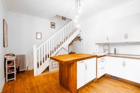 kitchen-1.jpg