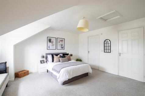 mainbedroom-1.jpg
