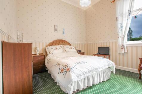 bedroom.4-1.jpg
